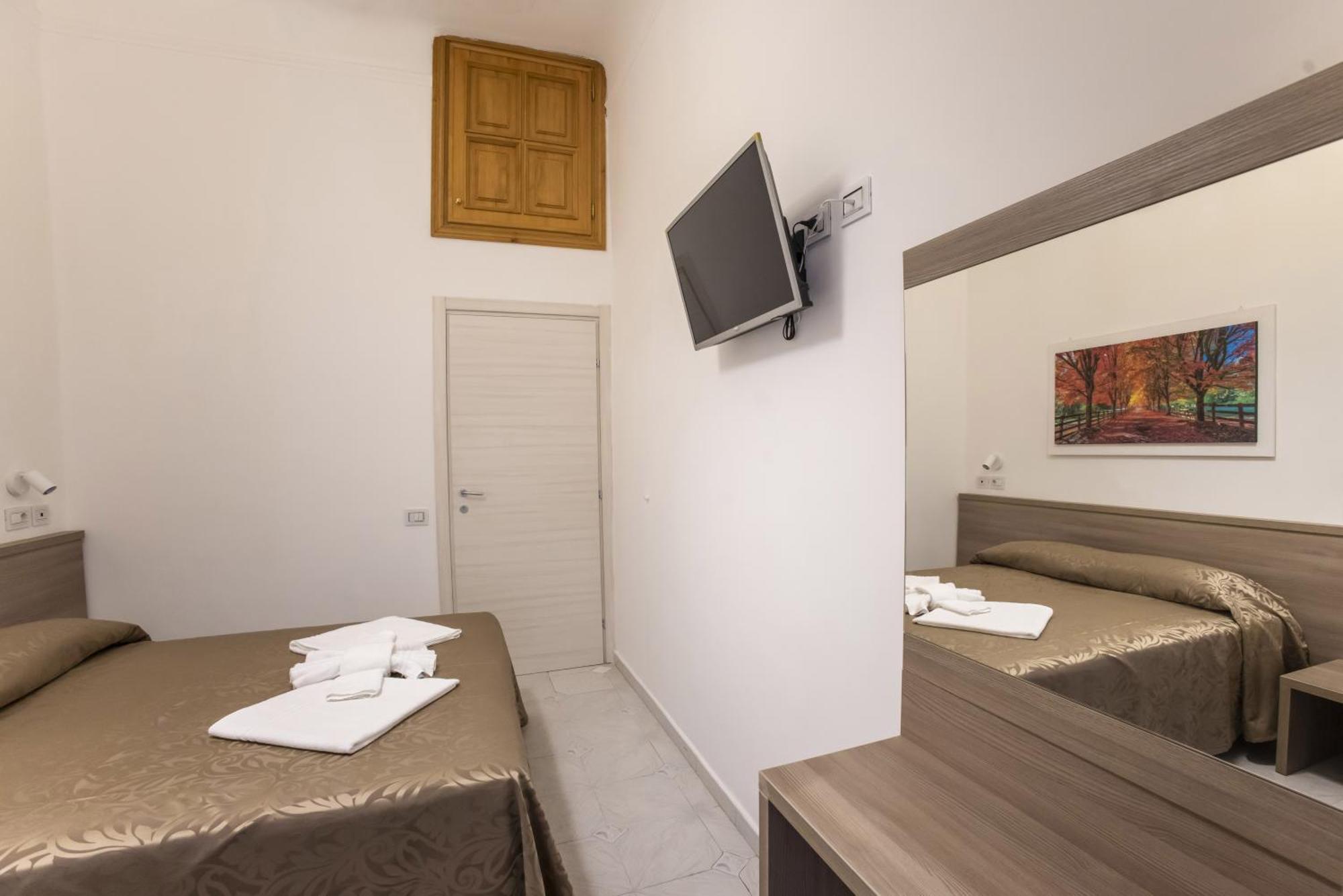 Hotel Orbis Rome Exterior photo