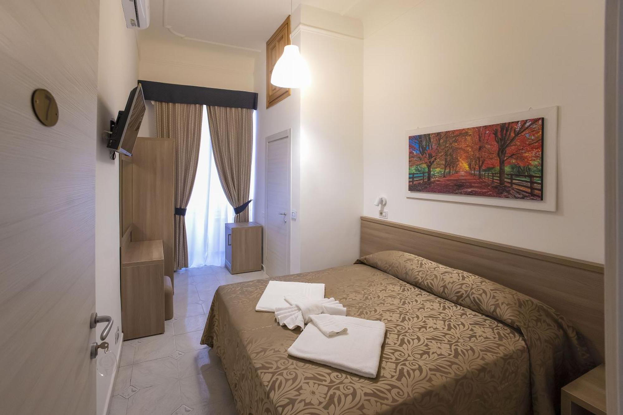 Hotel Orbis Rome Exterior photo