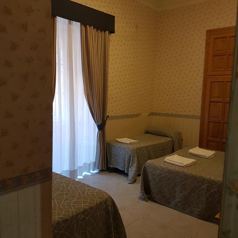 Hotel Orbis Rome Exterior photo